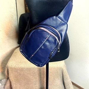 Tommy Hilfiger sling bag